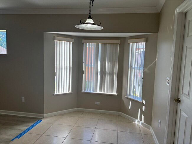 Foto del edificio - 4497 SW Gadshaw Rd