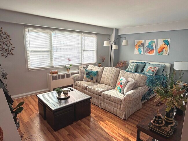 Foto del edificio - 2909 N Sheridan Rd