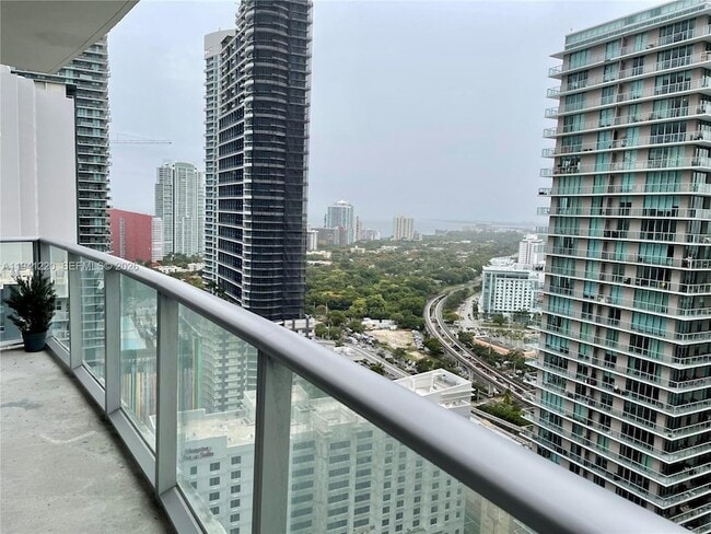 Building Photo - 1100 S Miami Ave