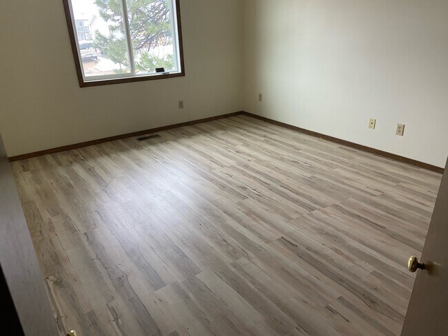 Bedroom 2 - 3912 Fairacres Rd