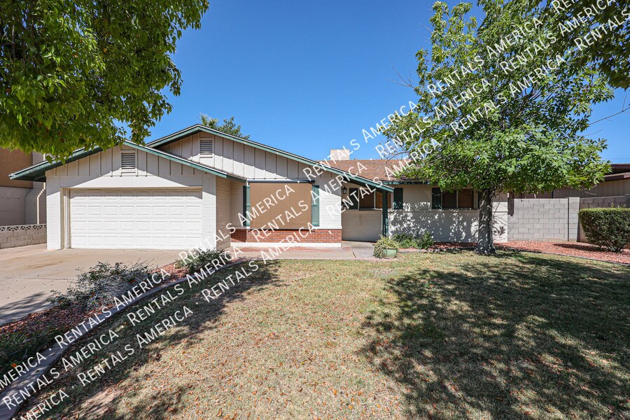 Foto principal - 2421 S Terrace Rd
