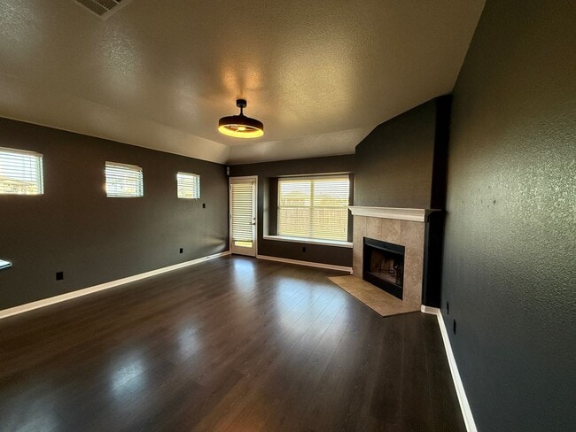 Foto del edificio - 405 W Vega Ln