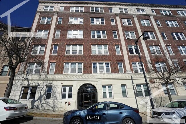 Foto del edificio - 1691 Commonwealth Ave