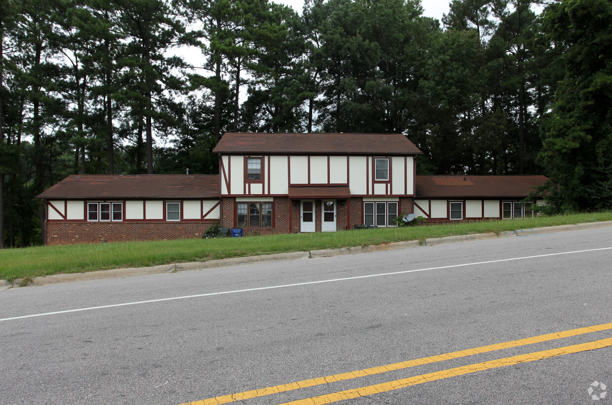 Foto del edificio - 3107 New Hope Church Rd