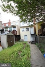 Building Photo - 2309 3rd St NE