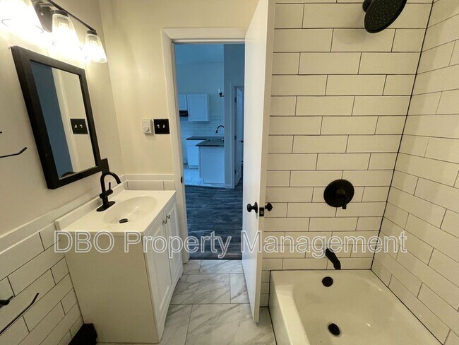 Foto del edificio - 34-36 Albany Avenue - 1