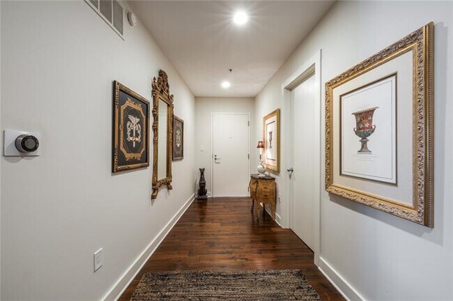 Foto del edificio - 845 Spring St NW