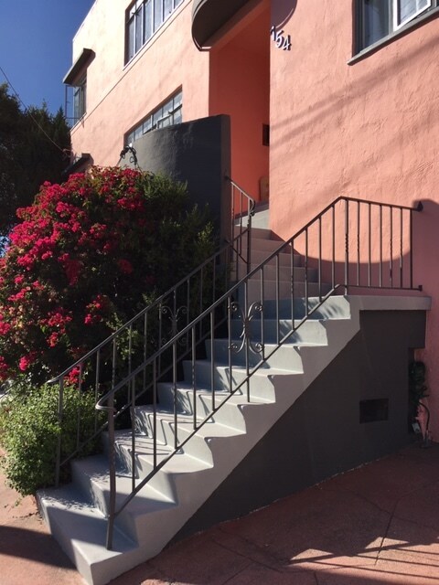 Foto del edificio - 154 Frisbie St