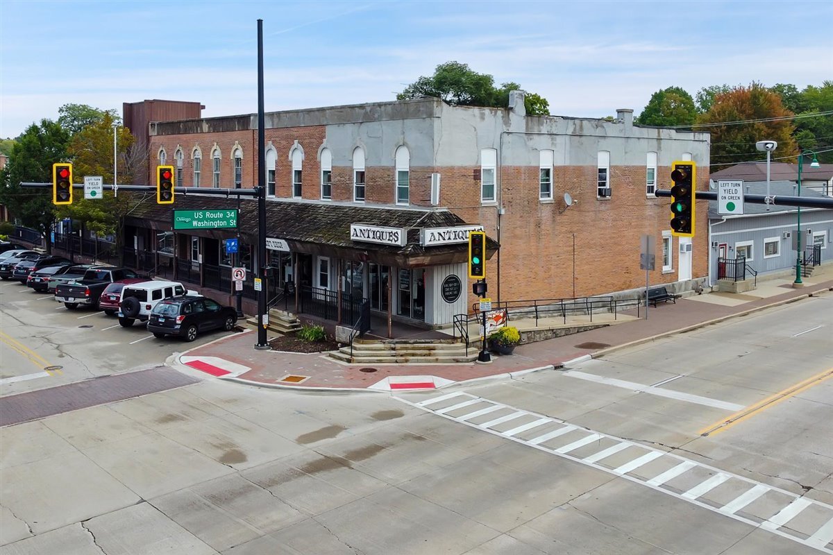 Primary Photo - 78 Main St