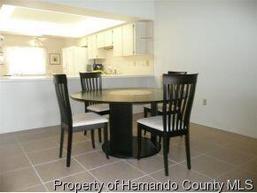 Foto del edificio - 6482 River Run Blvd