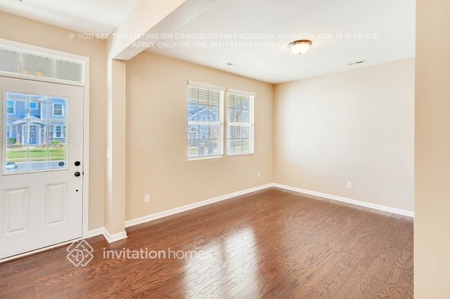 Building Photo - 7428 Meridale Forest Dr
