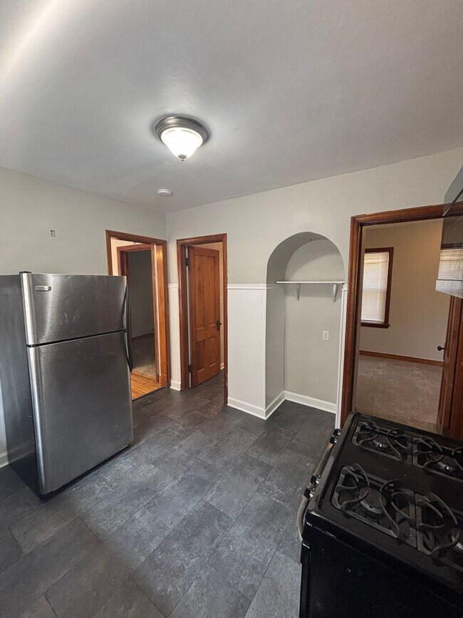 Foto del edificio - Charming 3-Bedroom in the Heart of Riverwest