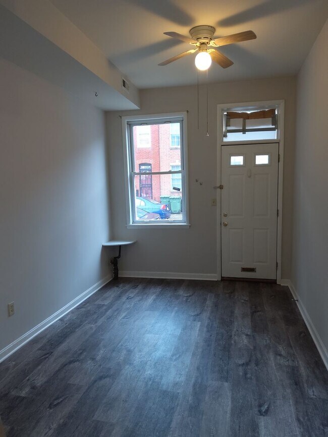 Foto del edificio - Little Italy Carriage House offering A/C a...