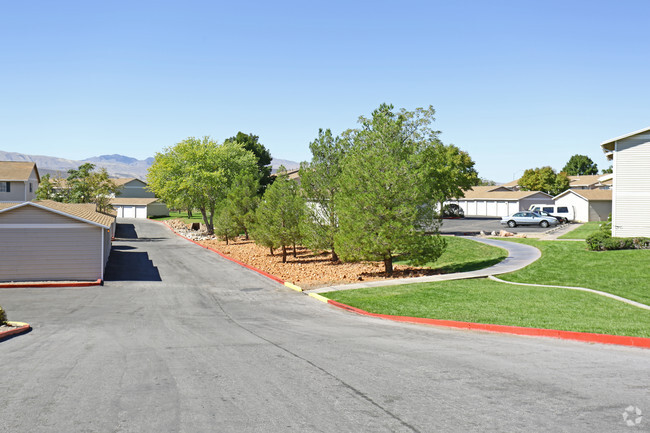 Foto del edificio - Sierra Pointe Apartments