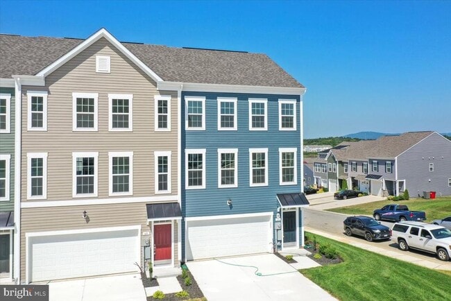 Building Photo - 64 Stafford Pl