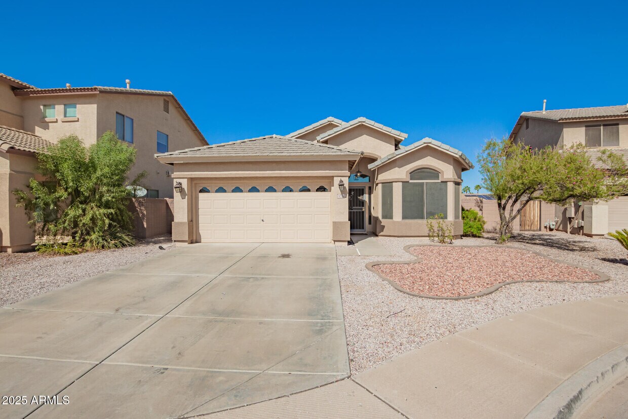 Primary Photo - 14530 W Evans Dr