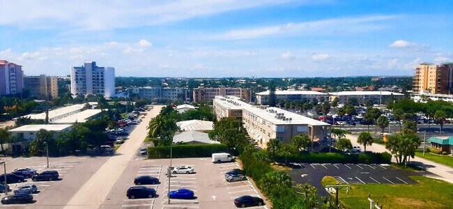 Foto del edificio - 710 N Ocean Blvd