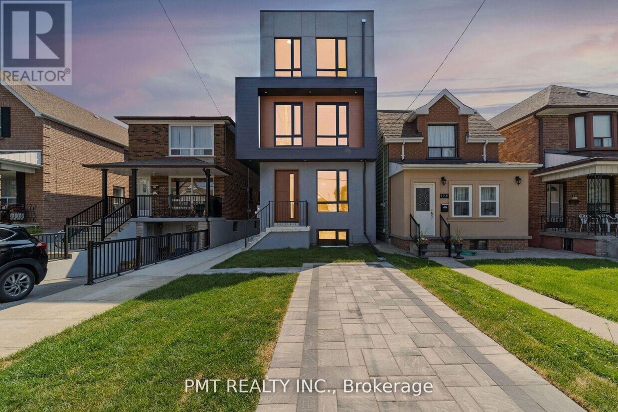 Photo principale - 531 Delaware Ave N