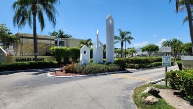 Building Photo - 4540 SW 68th Ct Cir
