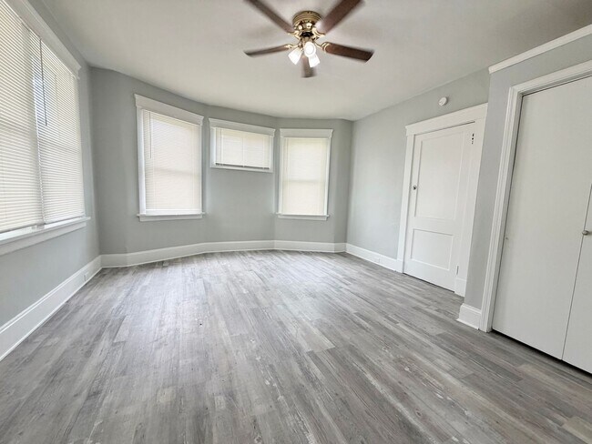 Foto del edificio - 1227 Ross Ave