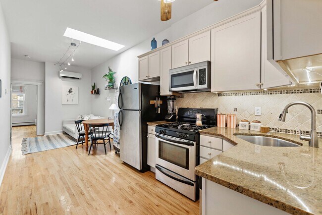 Foto del edificio - 349 7th St
