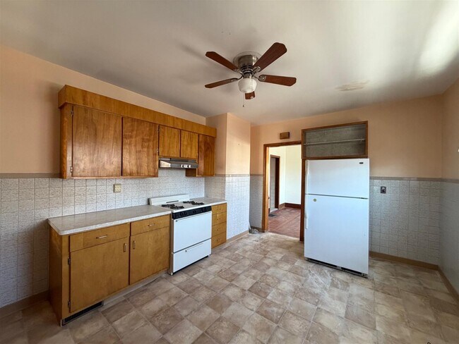 Foto del edificio - 1040 Broadway