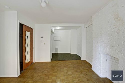 Building Photo - 259 W 29th St