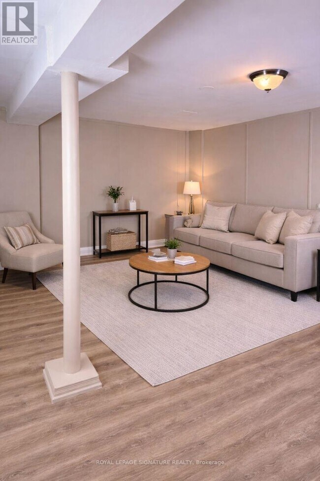 Photo du bâtiment - 54 Tulloch Dr