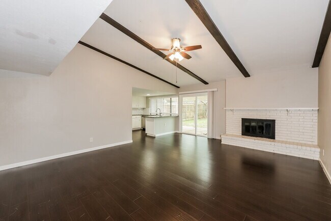 Foto del edificio - 7709 Landmark Ridge St
