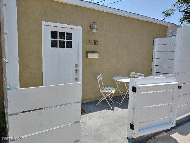 Building Photo - 13010 Hager Ave