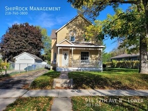 Building Photo - 914 12th Ave N