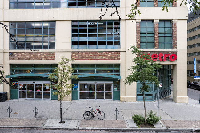 Entrance - Merchandise Building
