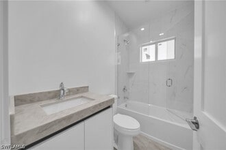 Building Photo - 828 Genoa Ave S