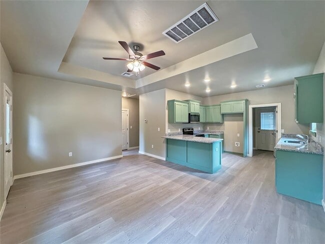 Foto del edificio - 412 N Bickford Ave