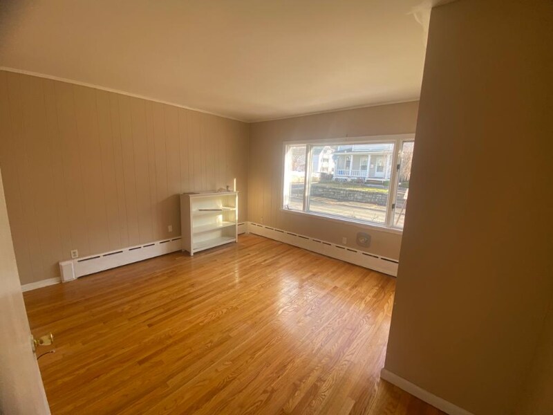 101 N State St, Ansonia, CT 06401 Room for Rent in Ansonia, CT