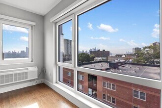 Building Photo - 60 68th St