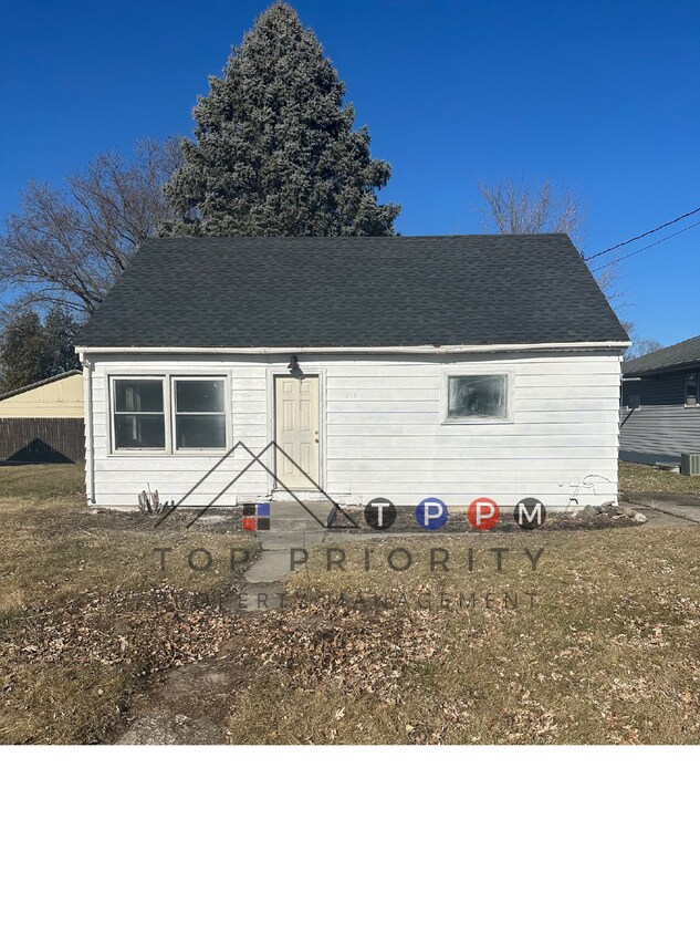 814 9th St SE, Mason City, IA 50401 Room for Rent in Mason City, IA