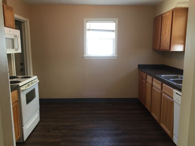Foto del edificio - 801 3rd Ave NE