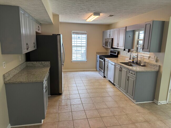 Foto del edificio - 3565 Park Bluff Ln NW