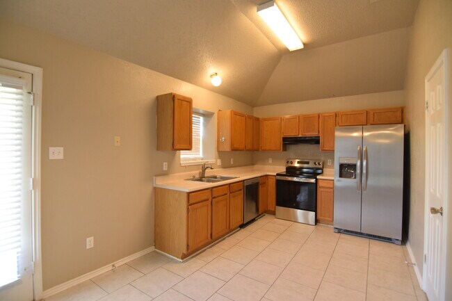 Building Photo - 4101 Josh Dr