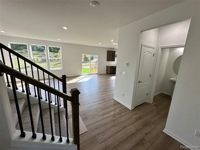 Foto del edificio - 59579 Schuss Gully Dr