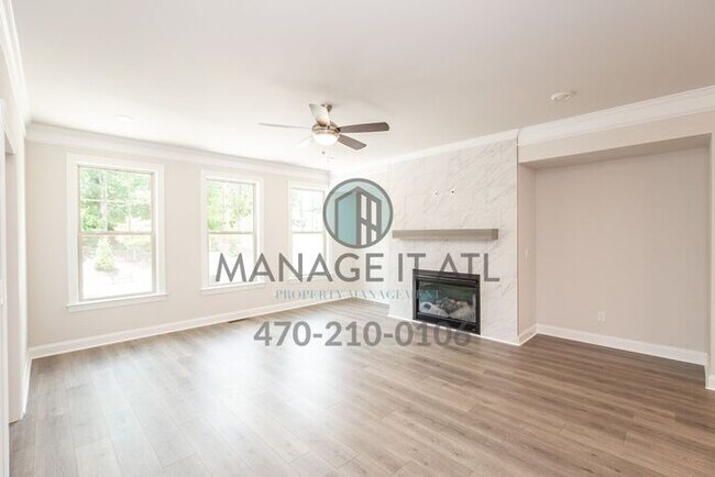 Foto del edificio - Elegant 4 bedroom Townhome in Chamblee close to I-85