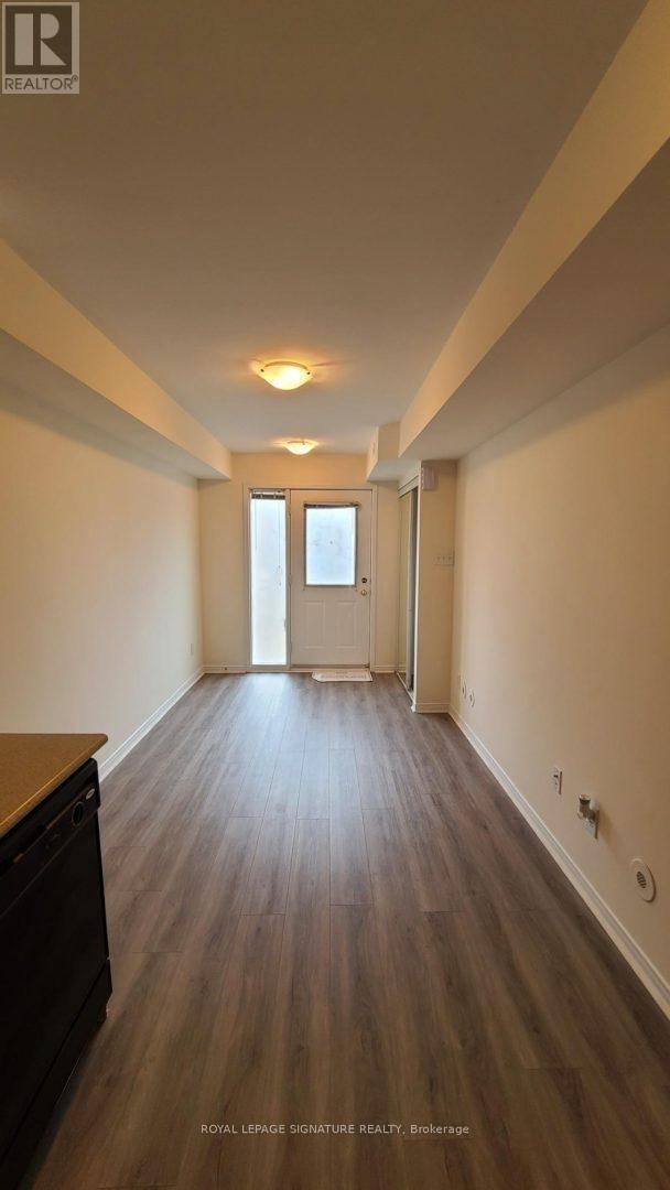 Photo du bâtiment - 4975 Southampton Dr