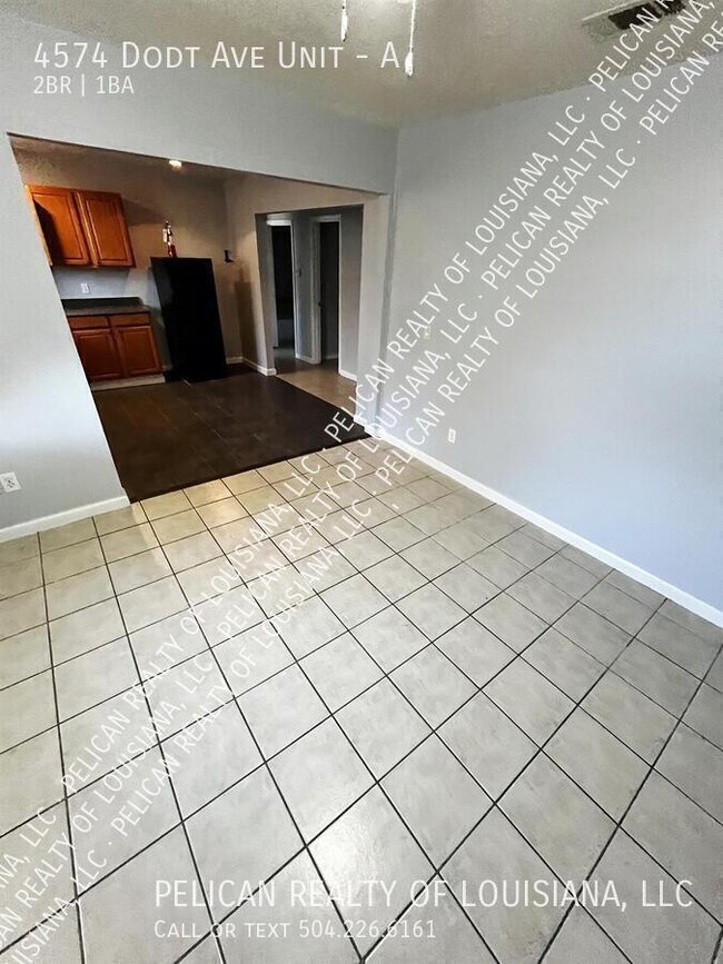 Foto del edificio - 4574 Dodt Ave