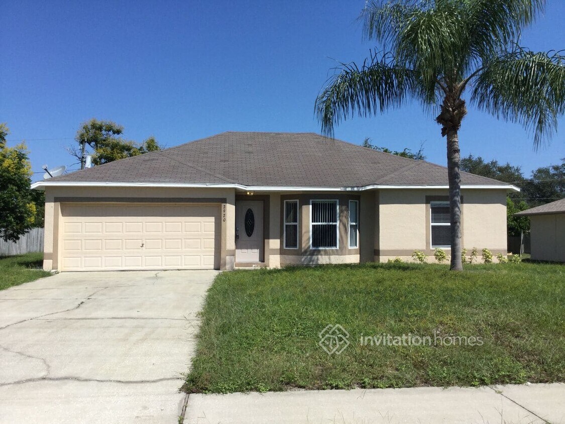 Foto principal - 2920 Grayton St