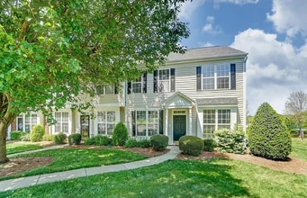 Building Photo - 7659 Bluff Point Ln