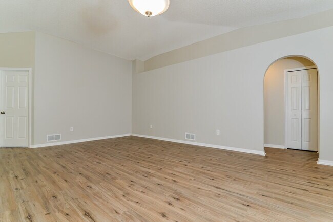 Building Photo - 1064 Remington Ave