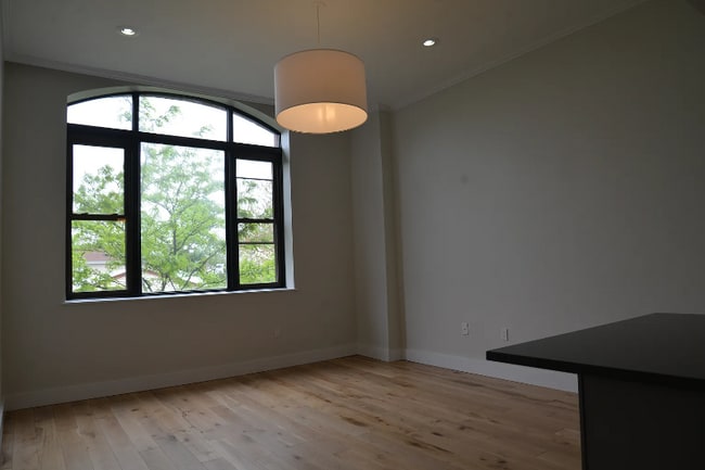 Building Photo - 120 Sherman Ave