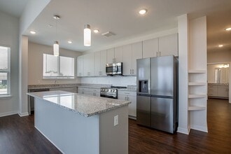 Building Photo - Ashley Scholars Landing