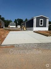 Building Photo - 112 Hubert Dr